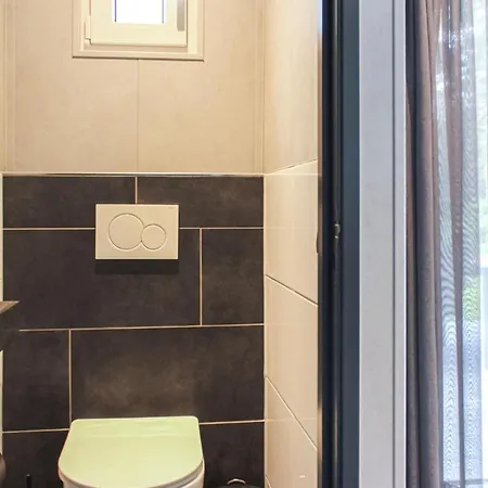 Ferienhaus Cozy In With Wifi Epe